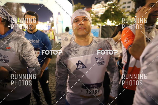 Buy your photos of the eventS�o Silvestre Porto 2019 on Fotop