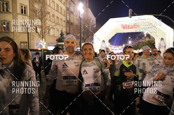 Buy your photos of the eventS�o Silvestre Porto 2019 on Fotop
