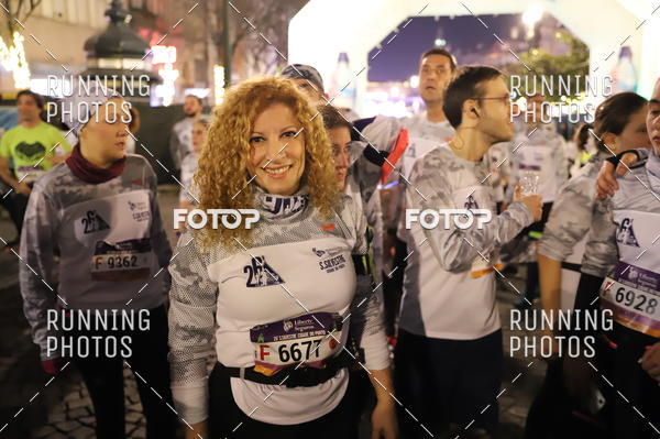 Buy your photos of the eventS�o Silvestre Porto 2019 on Fotop