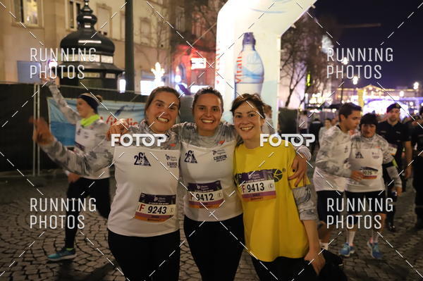 Buy your photos of the eventS�o Silvestre Porto 2019 on Fotop