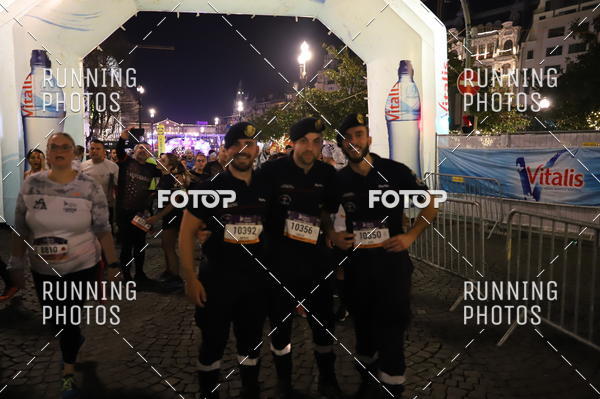 Buy your photos of the eventS�o Silvestre Porto 2019 on Fotop