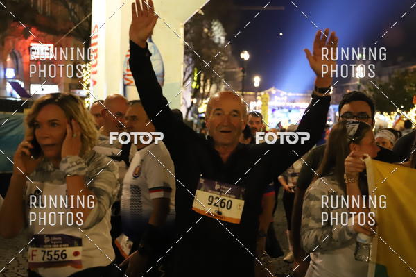 Buy your photos of the eventS�o Silvestre Porto 2019 on Fotop