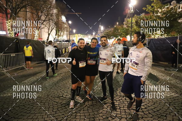 Buy your photos of the eventS�o Silvestre Porto 2019 on Fotop