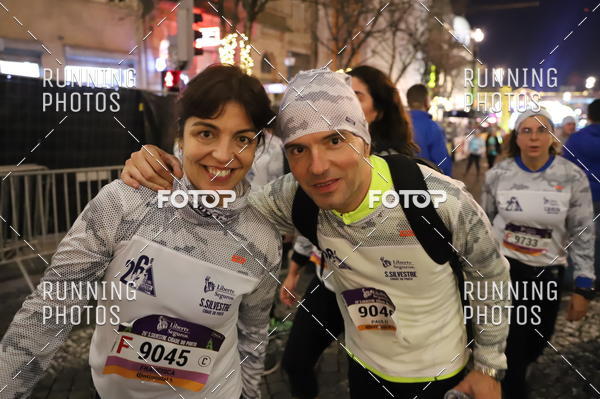 Buy your photos of the eventS�o Silvestre Porto 2019 on Fotop