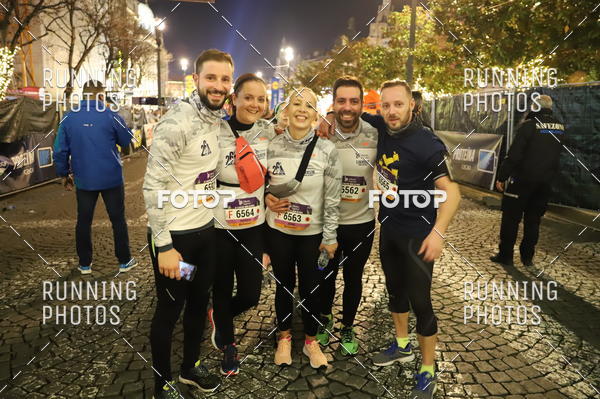 Buy your photos of the eventS�o Silvestre Porto 2019 on Fotop