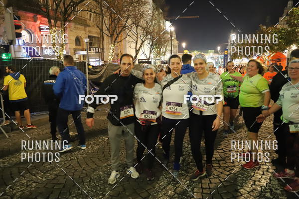 Buy your photos of the eventS�o Silvestre Porto 2019 on Fotop