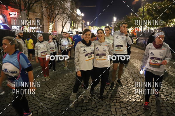 Buy your photos of the eventS�o Silvestre Porto 2019 on Fotop