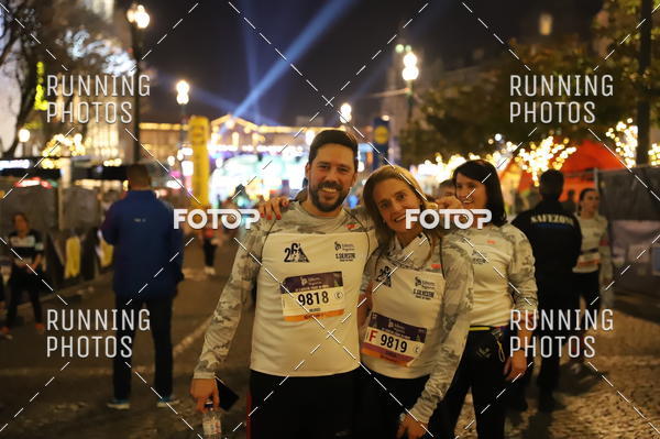 Buy your photos of the eventS�o Silvestre Porto 2019 on Fotop