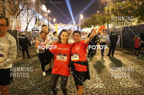 Buy your photos of the eventS�o Silvestre Porto 2019 on Fotop