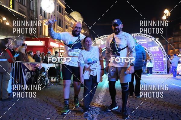 Buy your photos of the eventS�o Silvestre Porto 2019 on Fotop