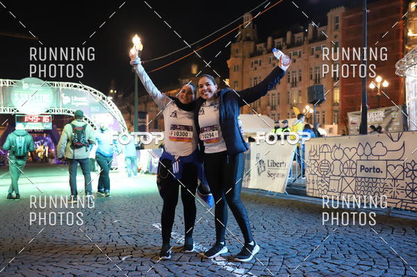 Buy your photos of the eventS�o Silvestre Porto 2019 on Fotop