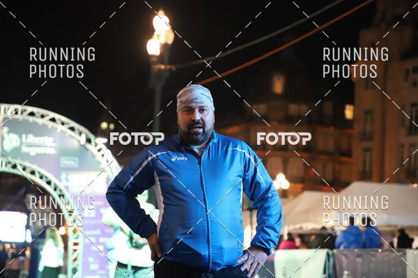 Buy your photos of the eventS�o Silvestre Porto 2019 on Fotop