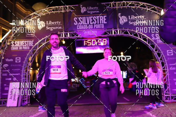 Buy your photos of the eventS�o Silvestre Porto 2019 on Fotop