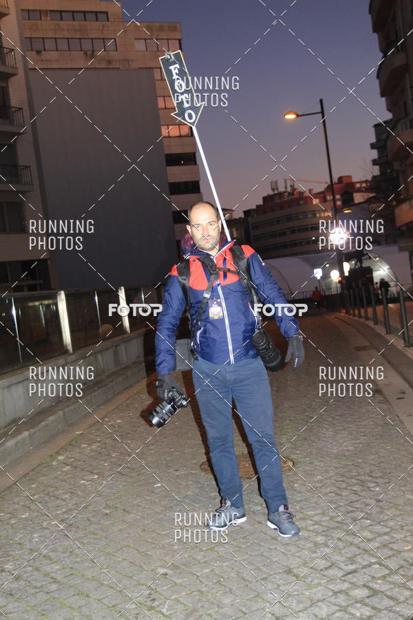 Buy your photos of the eventS�o Silvestre Porto 2019 on Fotop