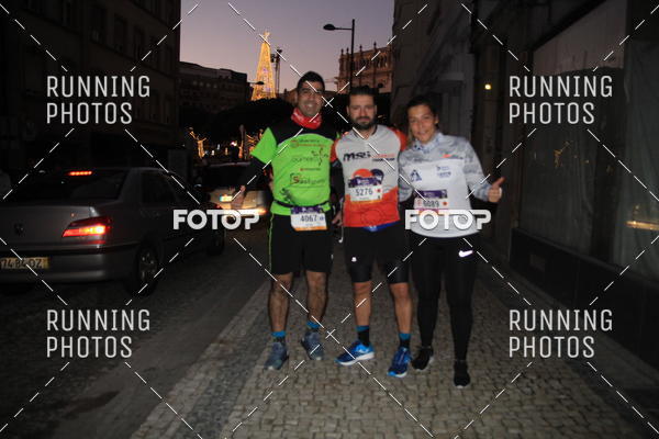 Buy your photos of the eventS�o Silvestre Porto 2019 on Fotop
