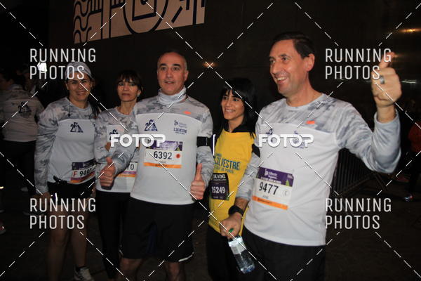 Buy your photos of the eventS�o Silvestre Porto 2019 on Fotop