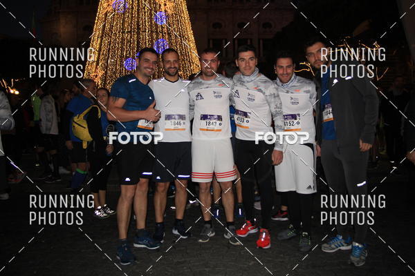 Buy your photos of the eventS�o Silvestre Porto 2019 on Fotop