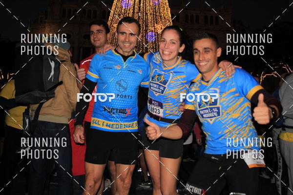Buy your photos of the eventS�o Silvestre Porto 2019 on Fotop