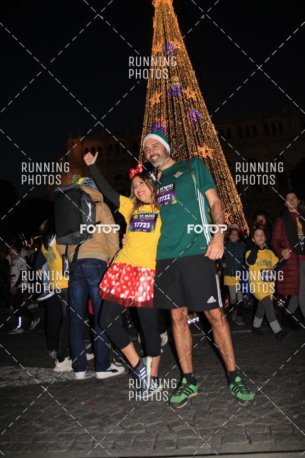 Buy your photos of the eventS�o Silvestre Porto 2019 on Fotop