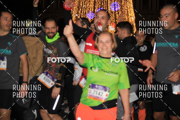 Buy your photos of the eventS�o Silvestre Porto 2019 on Fotop