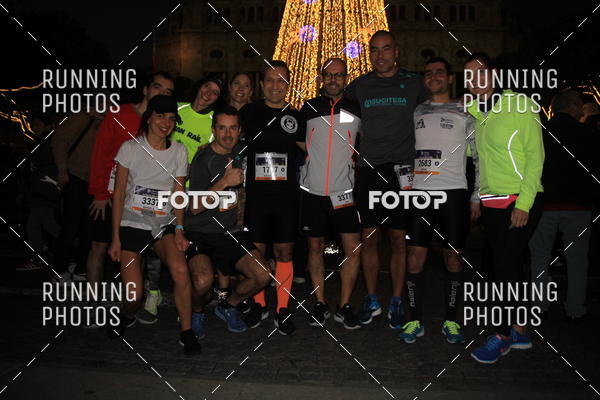 Buy your photos of the eventS�o Silvestre Porto 2019 on Fotop