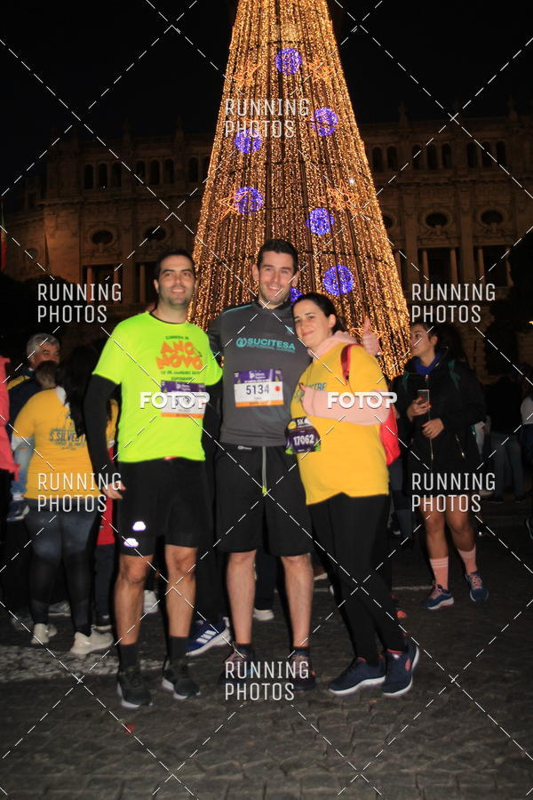 Buy your photos of the eventS�o Silvestre Porto 2019 on Fotop
