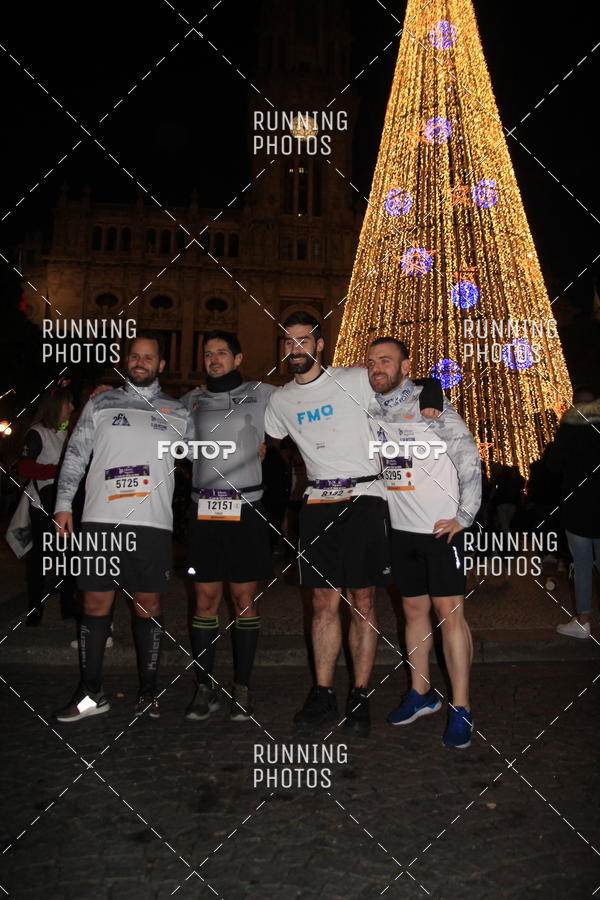 Buy your photos of the eventS�o Silvestre Porto 2019 on Fotop