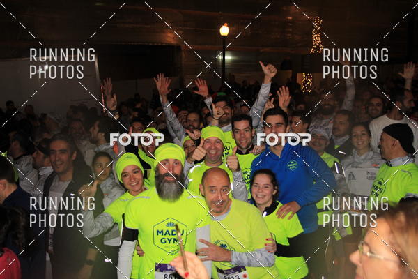 Buy your photos of the eventS�o Silvestre Porto 2019 on Fotop