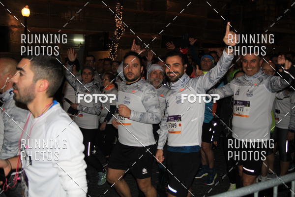 Buy your photos of the eventS�o Silvestre Porto 2019 on Fotop