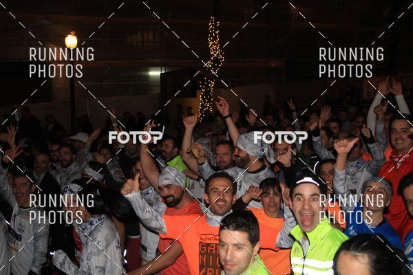 Buy your photos of the eventS�o Silvestre Porto 2019 on Fotop
