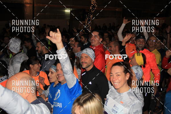 Buy your photos of the eventS�o Silvestre Porto 2019 on Fotop