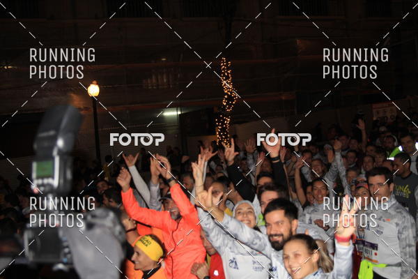Buy your photos of the eventS�o Silvestre Porto 2019 on Fotop