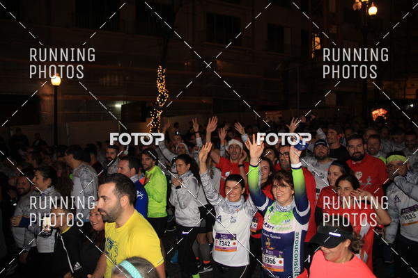 Buy your photos of the eventS�o Silvestre Porto 2019 on Fotop