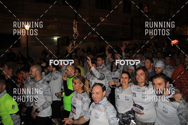 Buy your photos of the eventS�o Silvestre Porto 2019 on Fotop