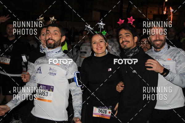 Buy your photos of the eventS�o Silvestre Porto 2019 on Fotop