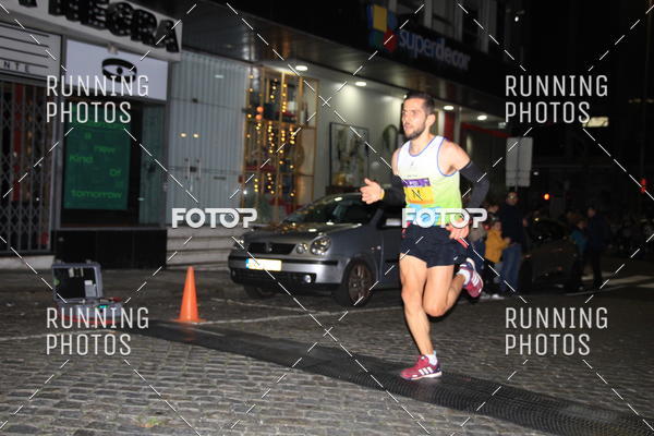Buy your photos of the eventS�o Silvestre Porto 2019 on Fotop
