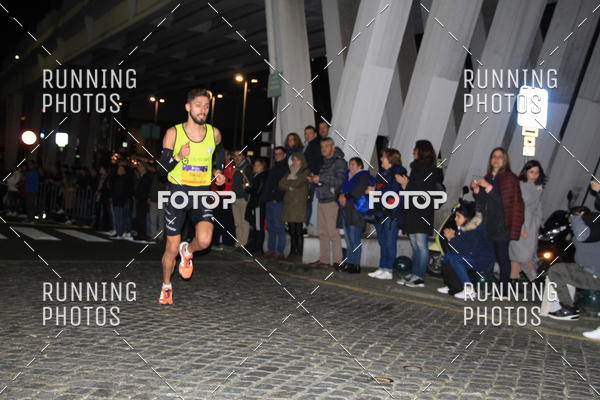 Buy your photos of the eventS�o Silvestre Porto 2019 on Fotop