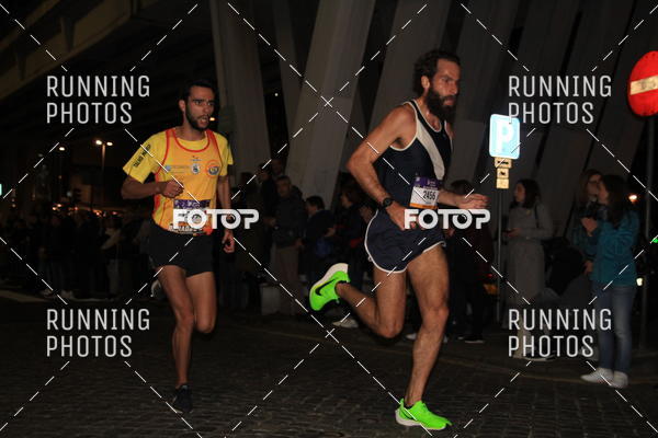 Buy your photos of the eventS�o Silvestre Porto 2019 on Fotop
