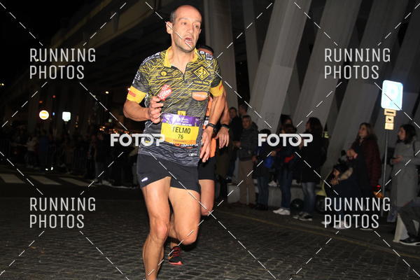 Buy your photos of the eventS�o Silvestre Porto 2019 on Fotop