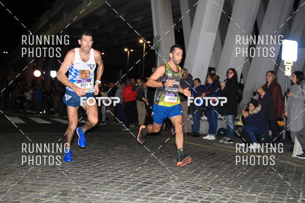 Buy your photos of the eventS�o Silvestre Porto 2019 on Fotop