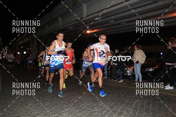 Buy your photos of the eventS�o Silvestre Porto 2019 on Fotop