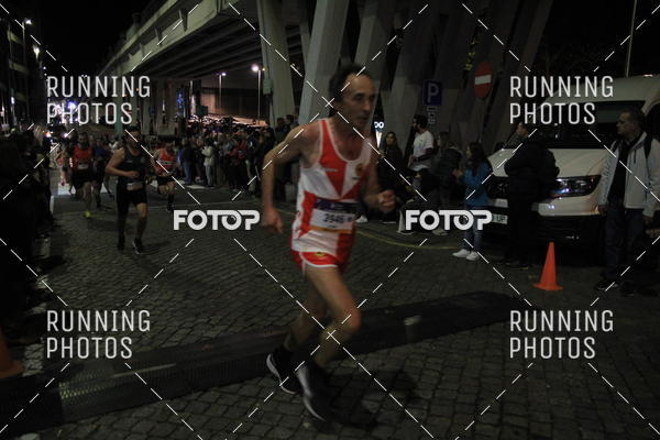 Buy your photos of the eventS�o Silvestre Porto 2019 on Fotop