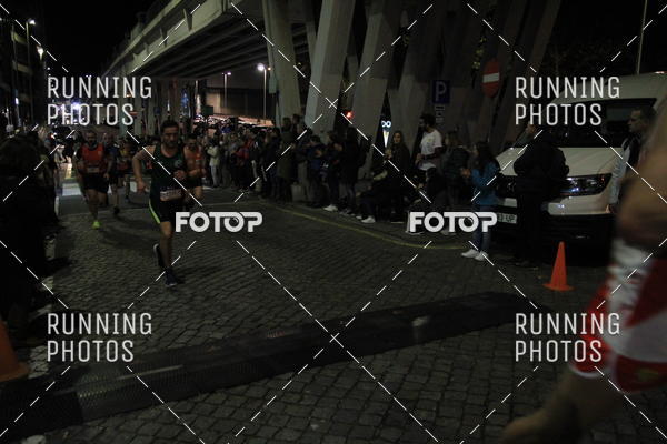 Buy your photos of the eventS�o Silvestre Porto 2019 on Fotop