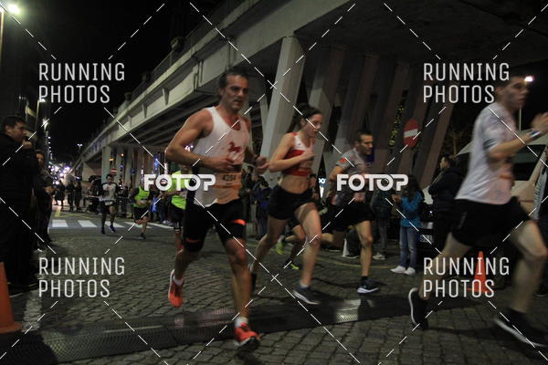 Buy your photos of the eventS�o Silvestre Porto 2019 on Fotop