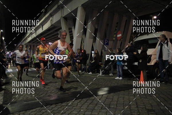 Buy your photos of the eventS�o Silvestre Porto 2019 on Fotop
