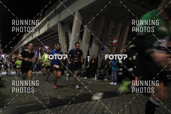 Buy your photos of the eventS�o Silvestre Porto 2019 on Fotop