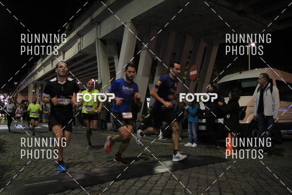 Buy your photos of the eventS�o Silvestre Porto 2019 on Fotop