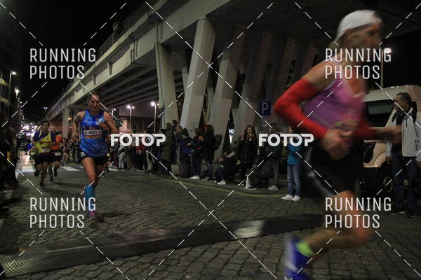 Buy your photos of the eventS�o Silvestre Porto 2019 on Fotop