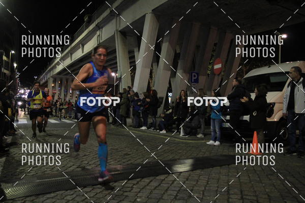 Buy your photos of the eventS�o Silvestre Porto 2019 on Fotop