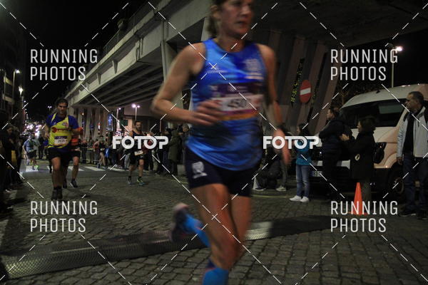Buy your photos of the eventS�o Silvestre Porto 2019 on Fotop